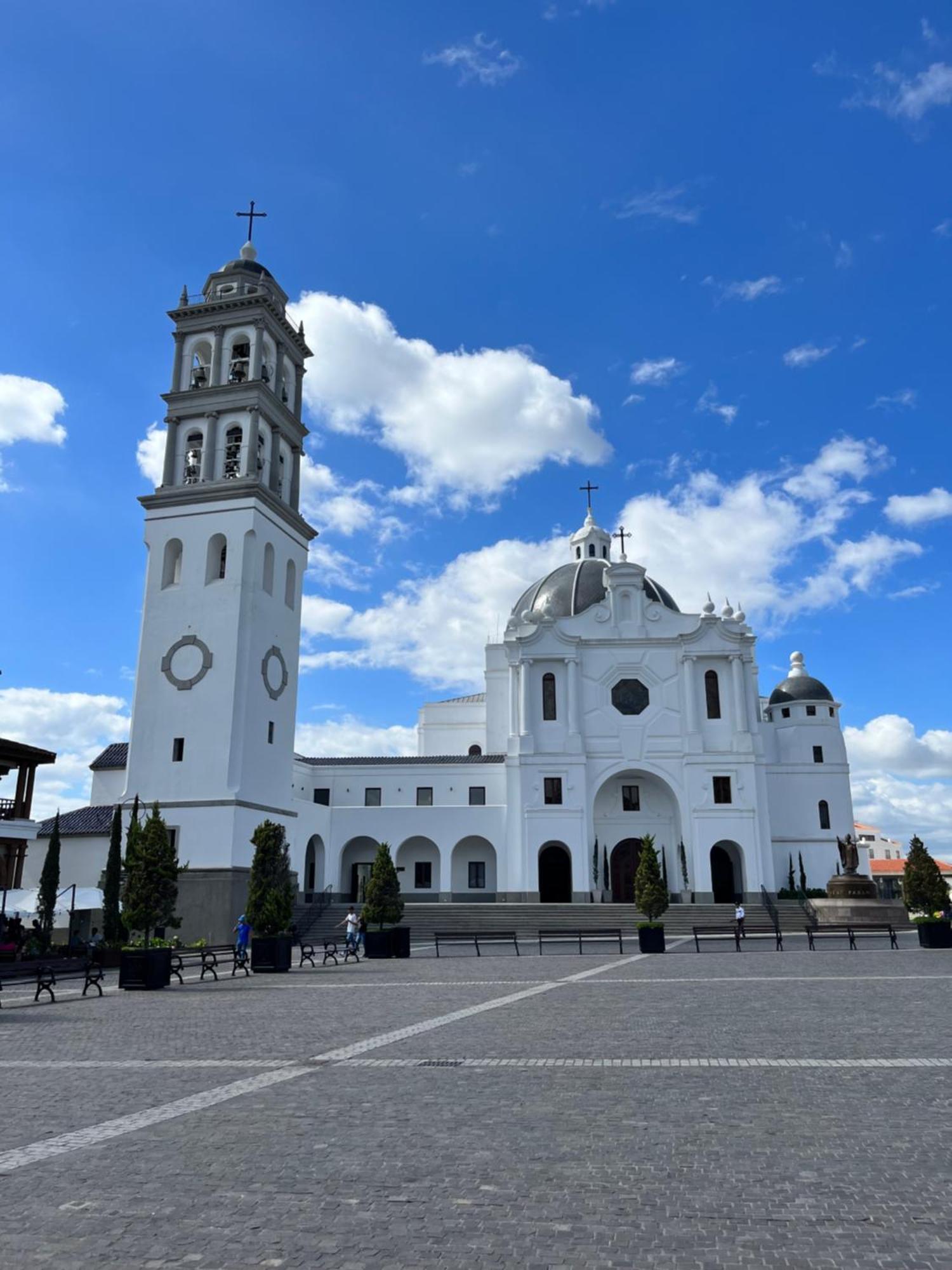 Encanto Cayala, Apartamento Moderno A Minutos Caminando De Embajada Usa Y Paseo Cayala Guatemala City Luaran gambar